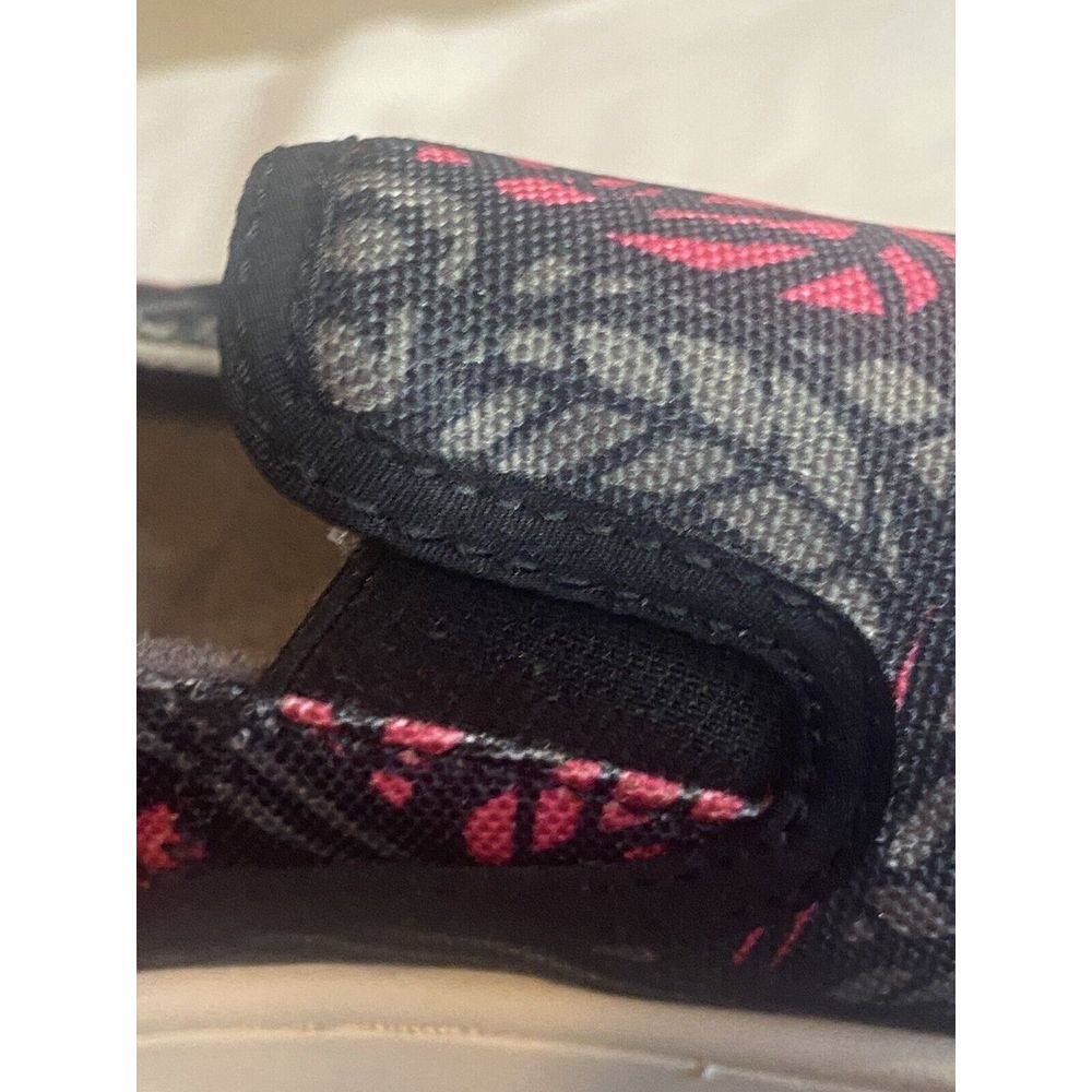 Men's Olukai Pow Wow Hot Pink & Gray Tribal Design Slip On Shoes-Size 10-Rare - Picture 4 of 16